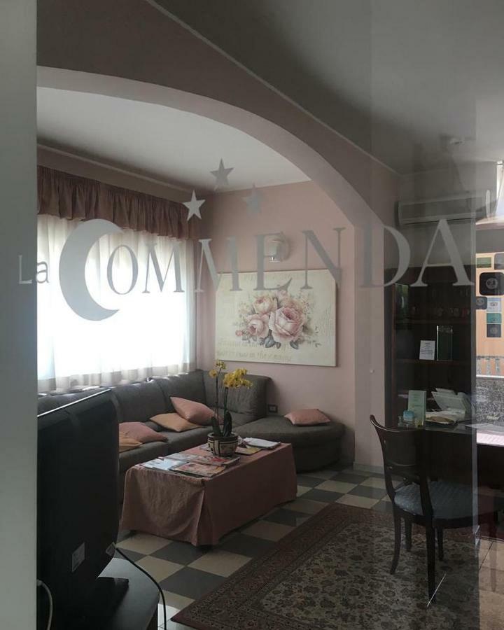 Residence Hotel La Commenda มอนเตเฟียสโกเน ภายนอก รูปภาพ